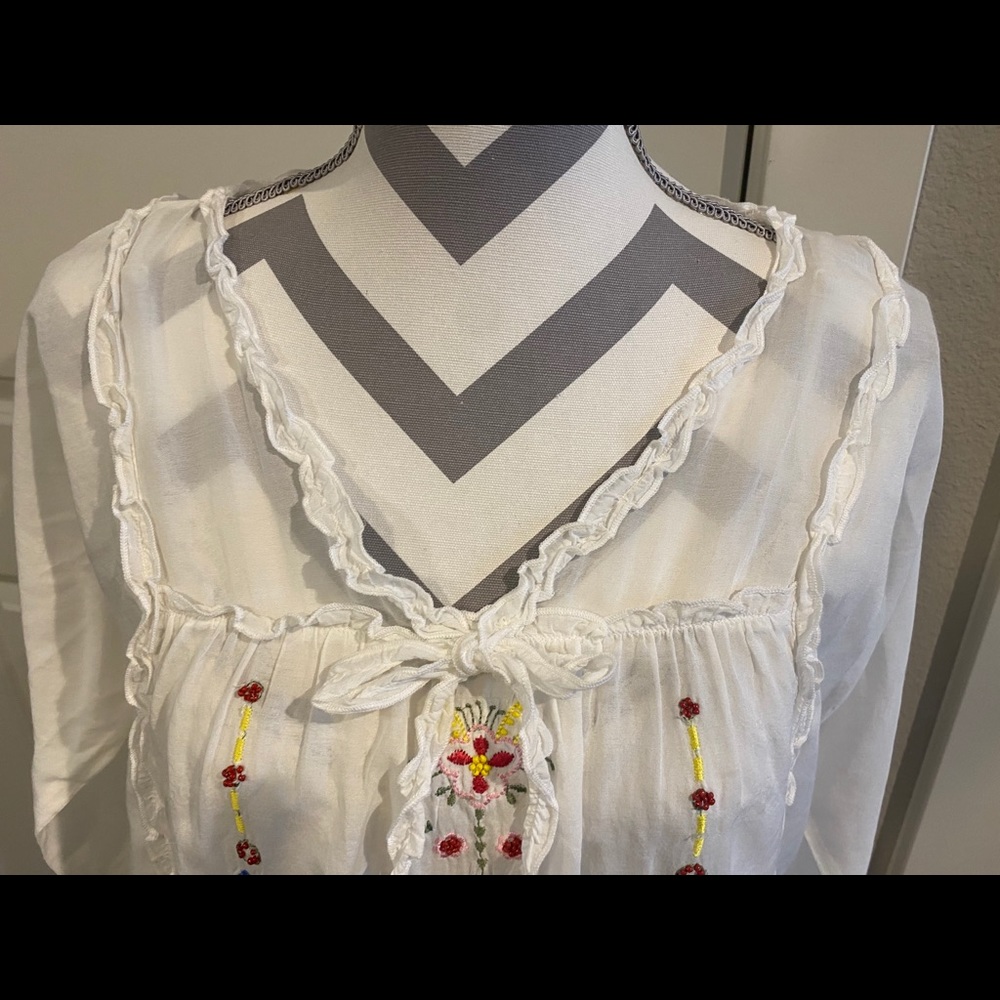 Sundance Embroidered Gauze Top - Picture 2 of 9